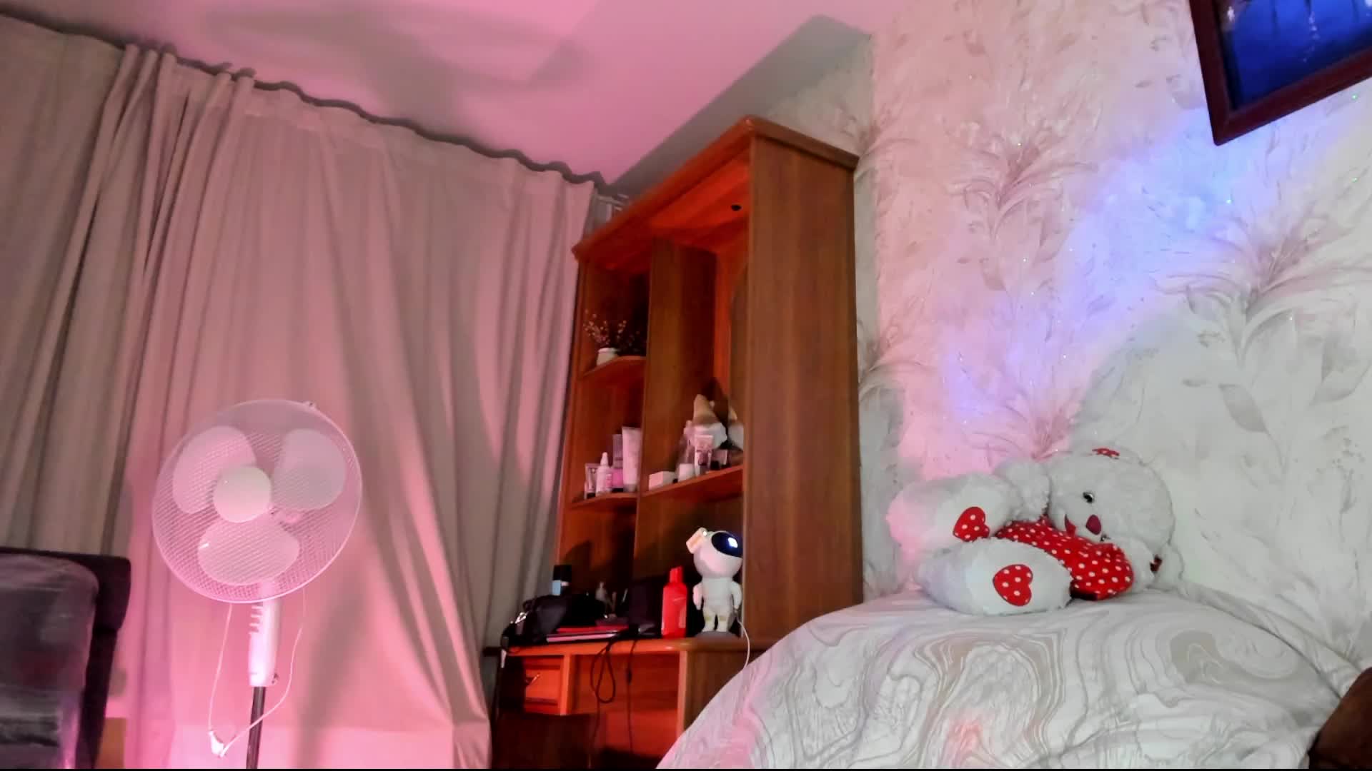 VIP17CoupleDream Webcam Chat June 29, 2026