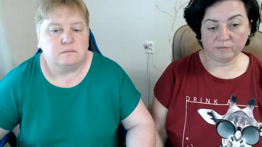 hotfiremommy Webcam Chat June 14, 2026