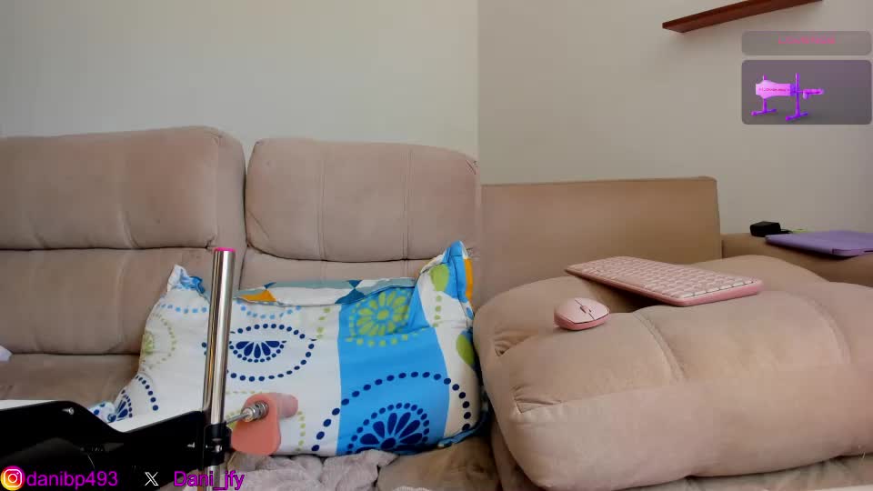 javi_8812 Webcam Chat June 26, 2026