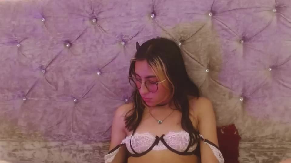 mrandmrsvixencs Webcam Chat June 26, 2026