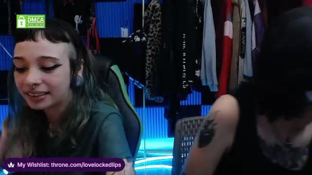 lovelockedlips Webcam Chat June 14, 2026