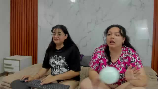 genesis_y_moon Webcam Chat June 14, 2026