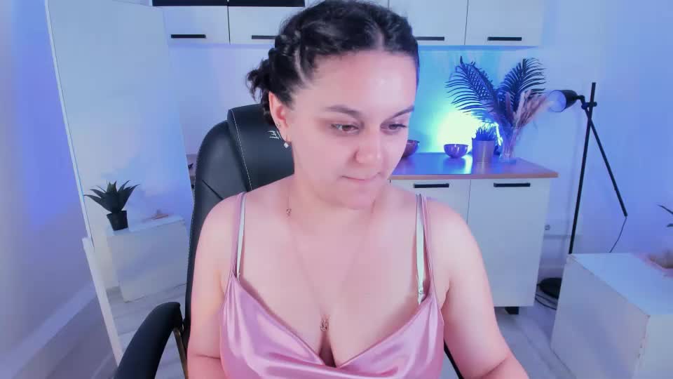stella_qutie Webcam Chat June 29, 2026