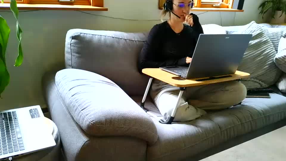 emyxxl Webcam Chat June 27, 2026