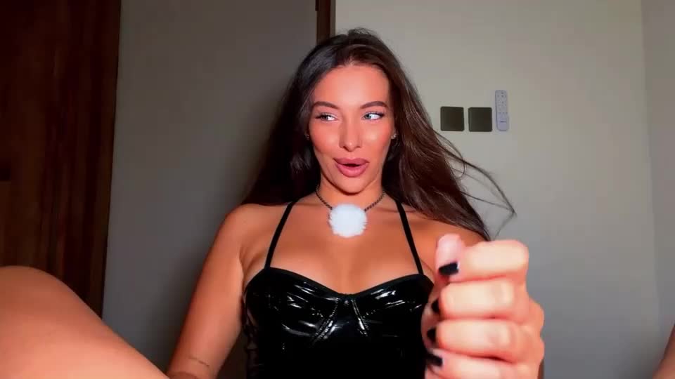 bonnieandclyde540767 Webcam Chat June 25, 2026