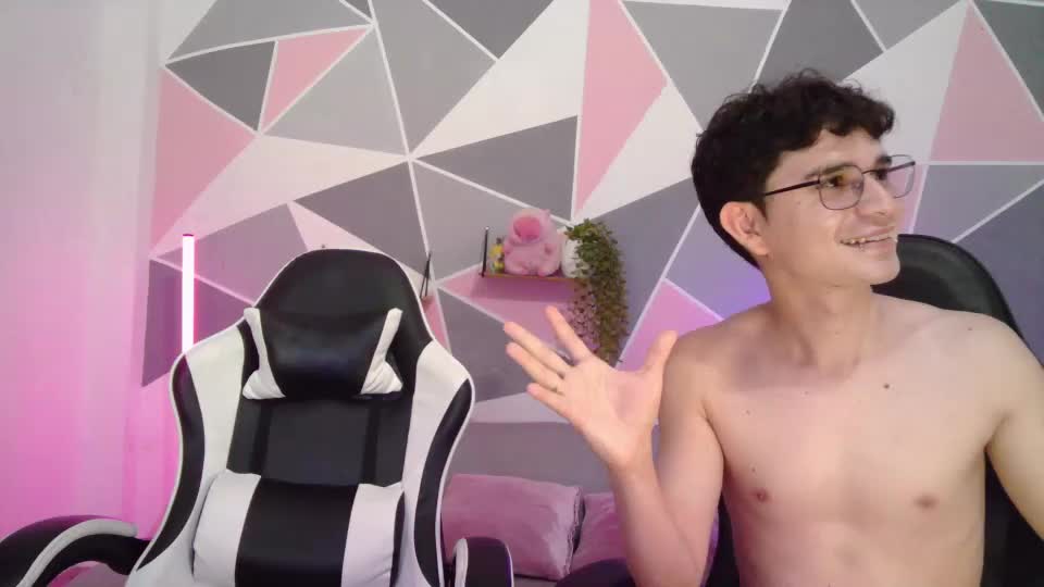 andrewanndcherry Webcam Chat June 24, 2026
