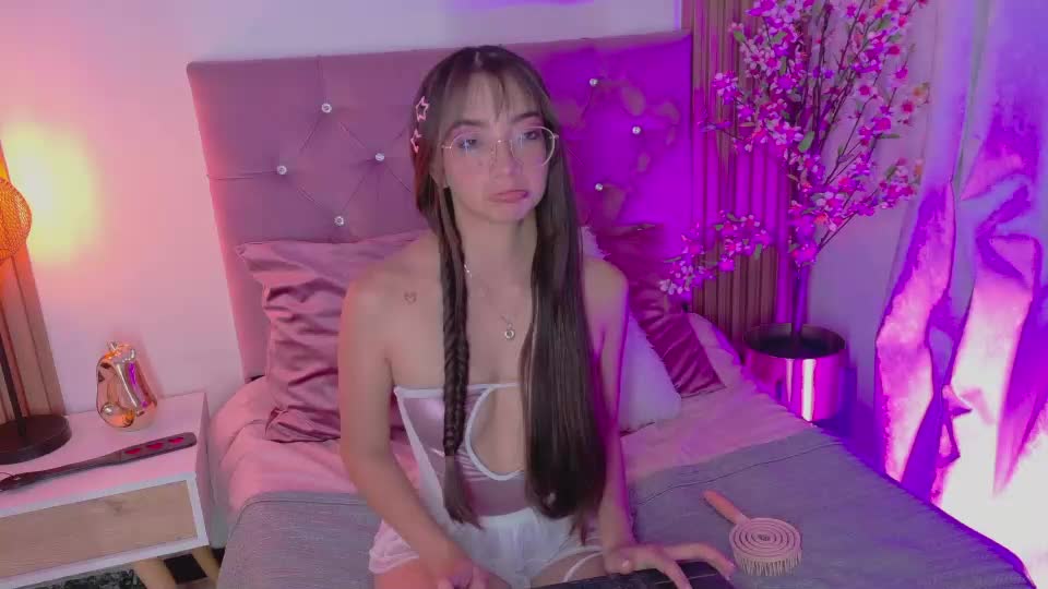 liaa_queen Webcam Chat June 29, 2026