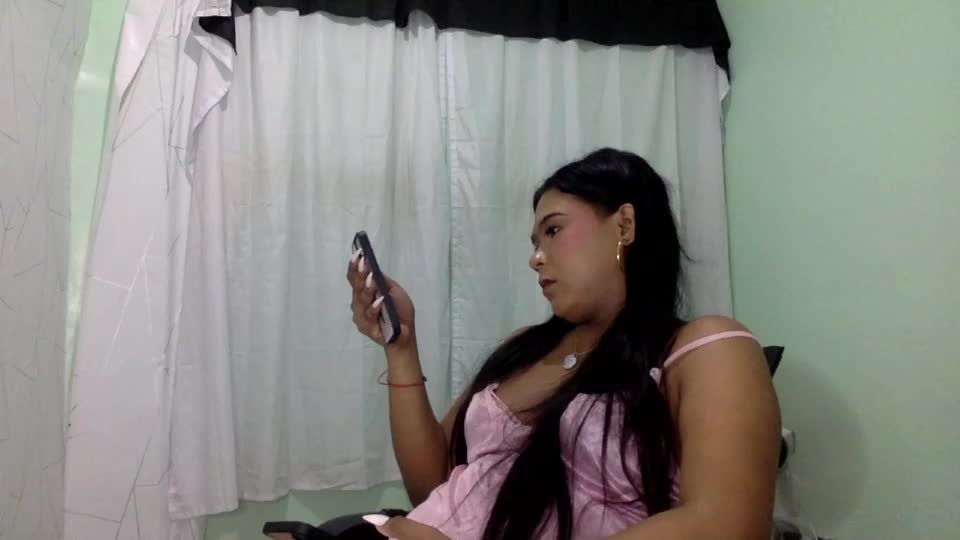 gorgeousdark_maria Webcam Chat June 24, 2026