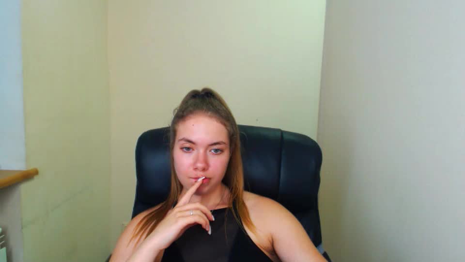 zoey_deuttch Webcam Chat June 28, 2026