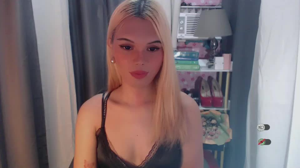 yourlovekylie Webcam Chat June 30, 2026