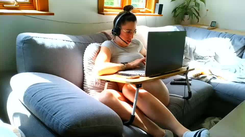 emyxxl Webcam Chat June 26, 2026