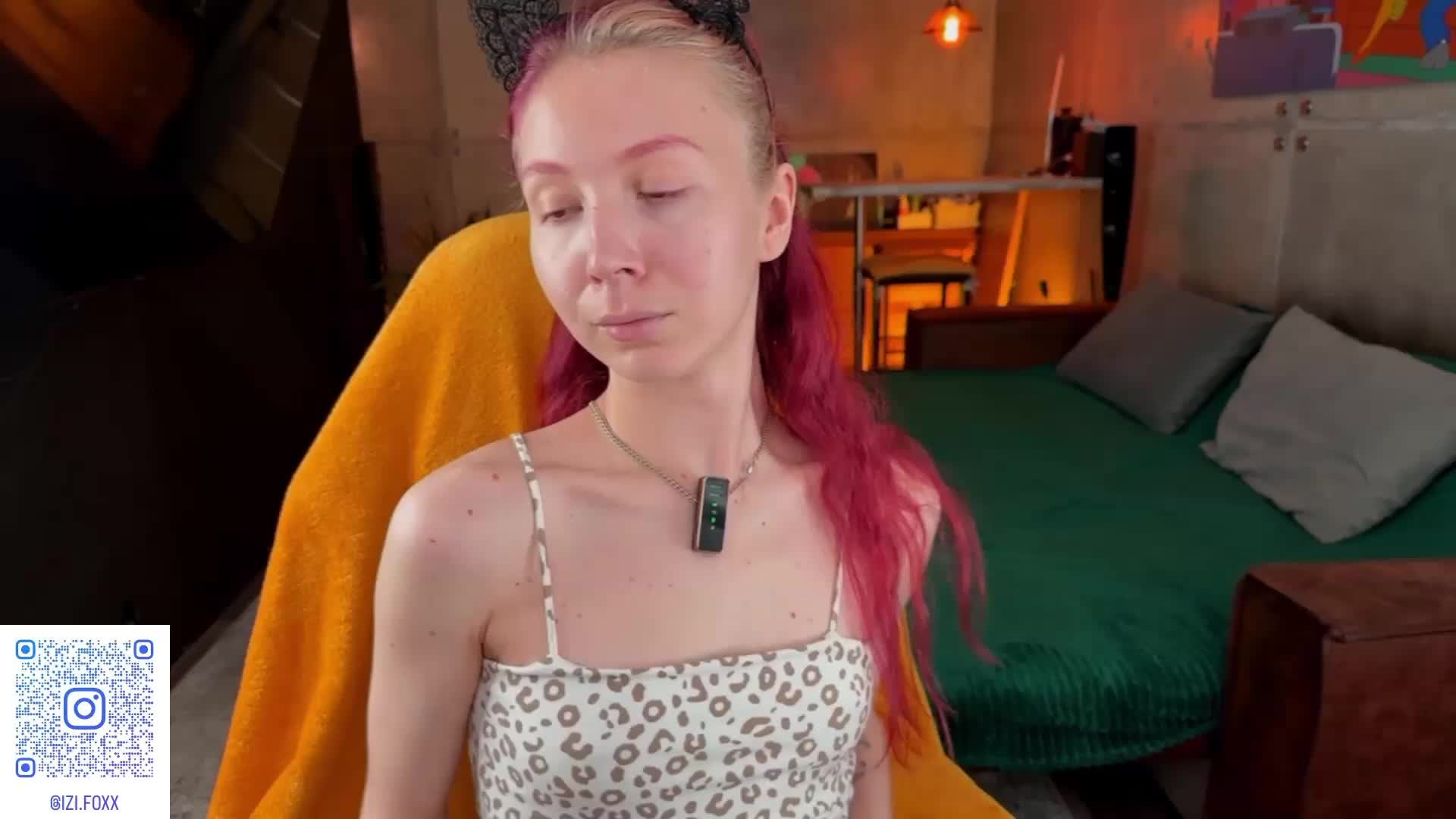 Na-izi Webcam Chat June 26, 2026