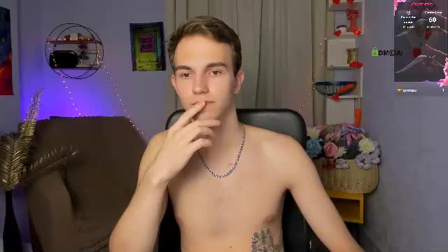 astren_villo Webcam Chat June 15, 2026