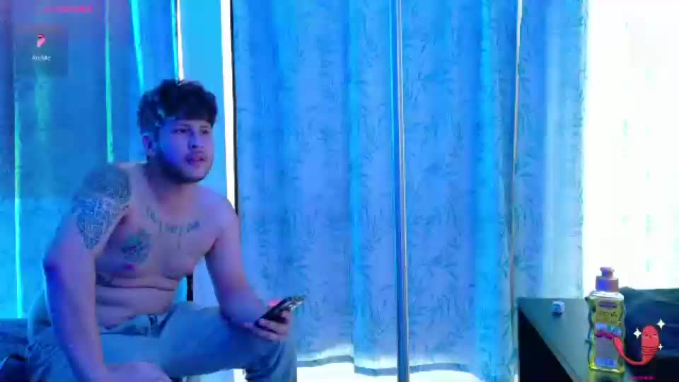 samii_samuhot Webcam Chat June 20, 2026