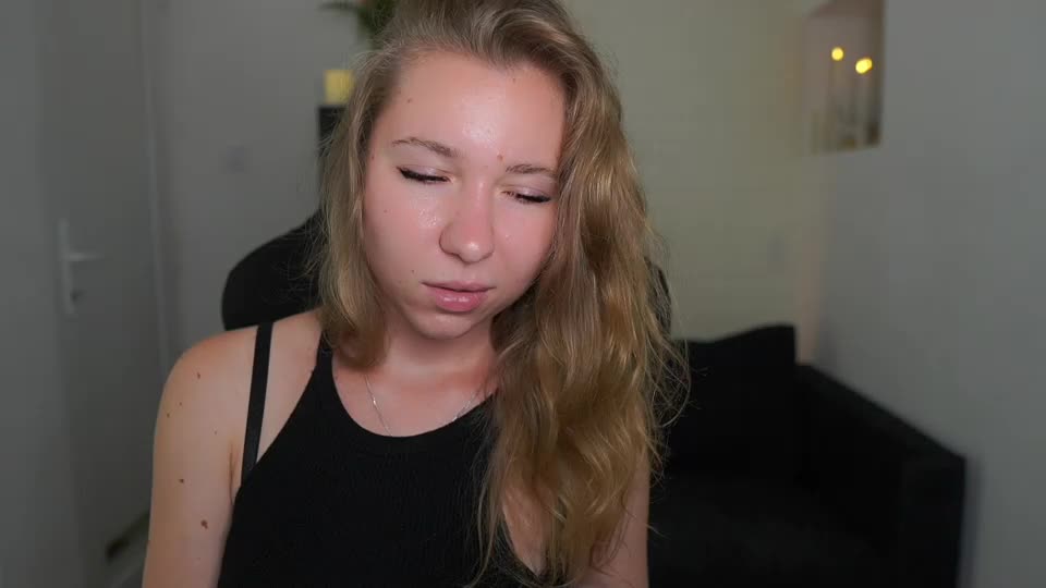 vivienvance18 Webcam Chat June 26, 2026