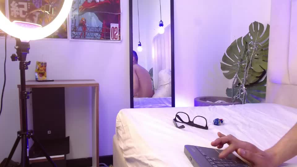 aji_golds Webcam Chat June 26, 2026