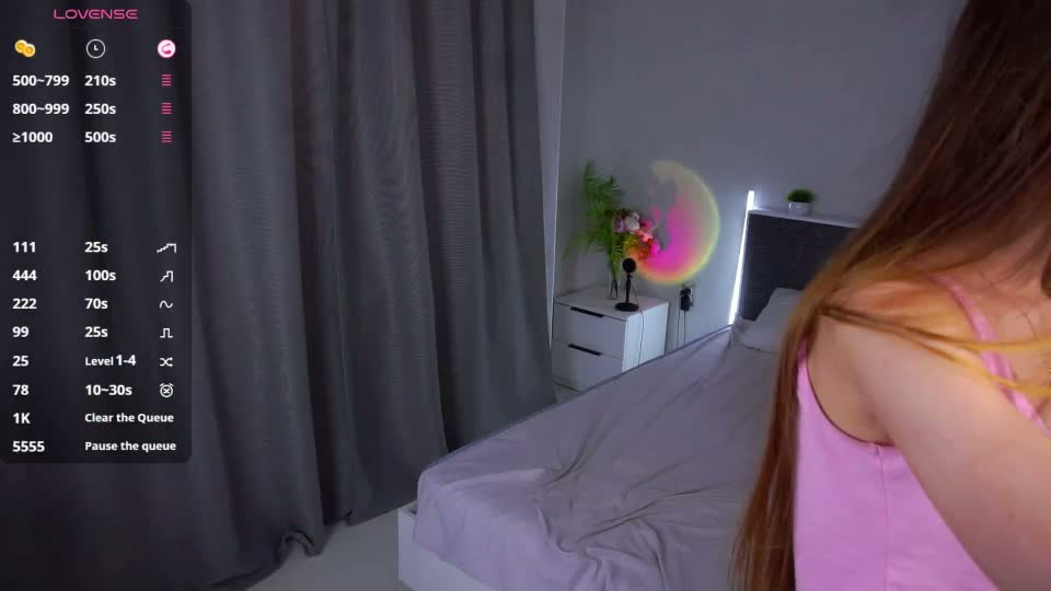 carlottabradney Webcam Chat June 28, 2026