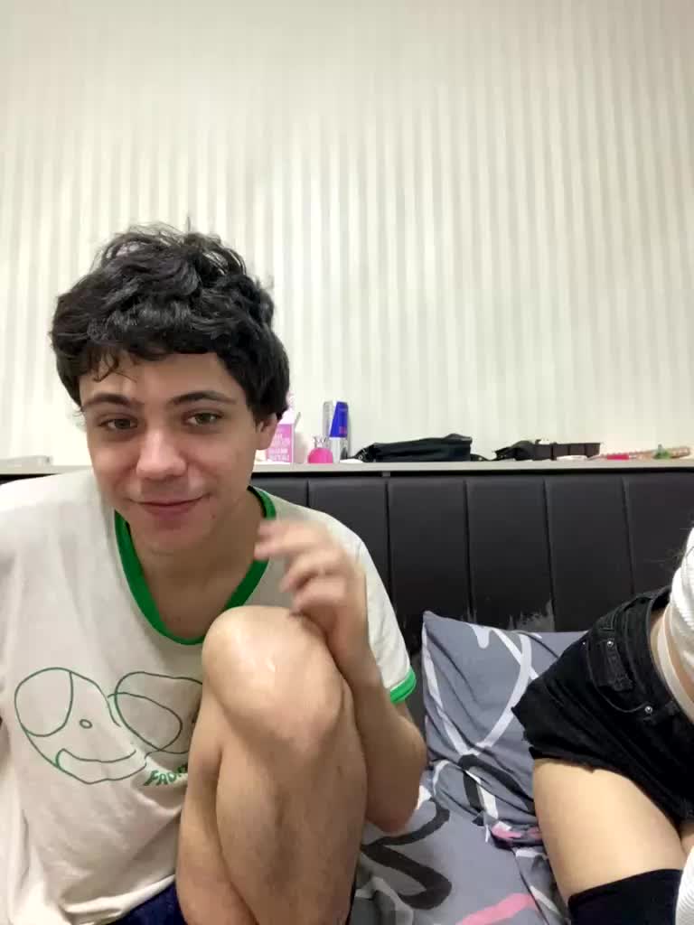 zaebokroom999 Webcam Chat June 16, 2026