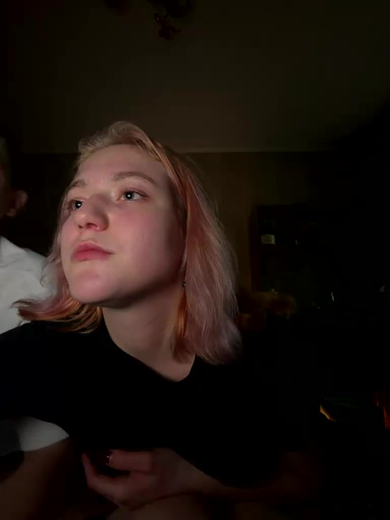 Alexandra-113 Webcam Chat June 14, 2026