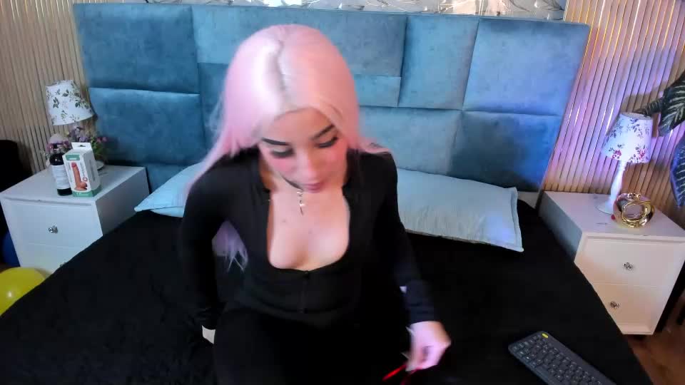 delphine_doll Webcam Chat June 28, 2026