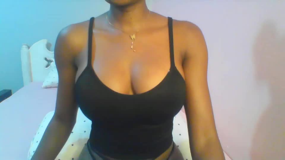 petiteediva Webcam Chat June 28, 2026