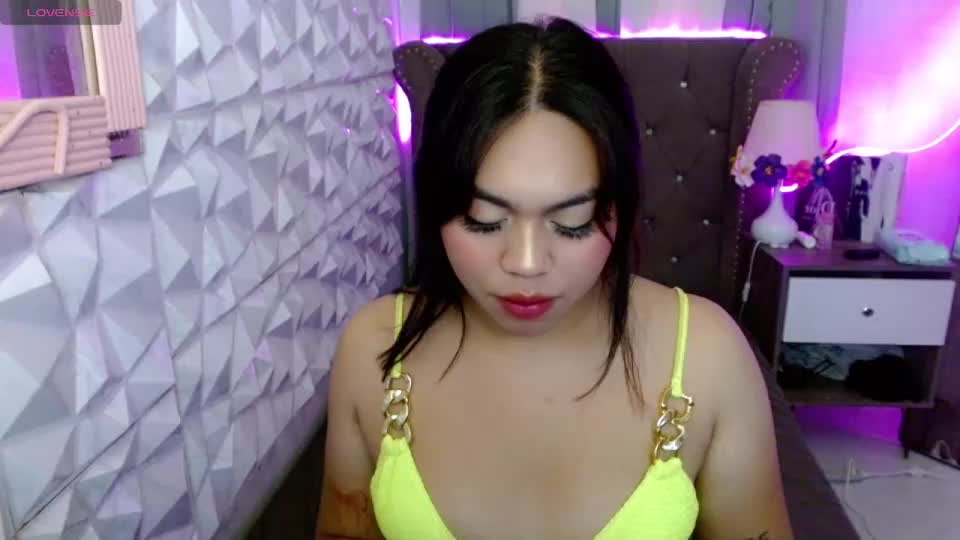 nathalie_lore Webcam Chat June 23, 2026