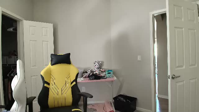 iamtommyparker Webcam Chat June 14, 2026