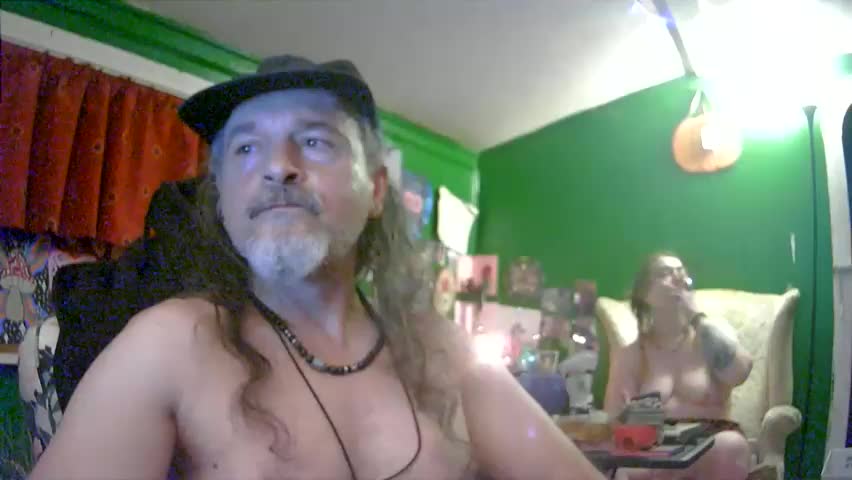 hippiedad333 Webcam Chat June 14, 2026