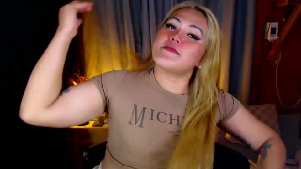 venus_colly Webcam Chat June 28, 2026