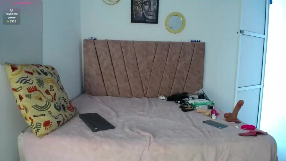 issa__love Webcam Chat June 28, 2026
