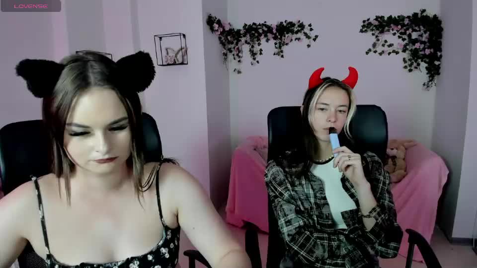 tender_amelia Webcam Chat June 26, 2026