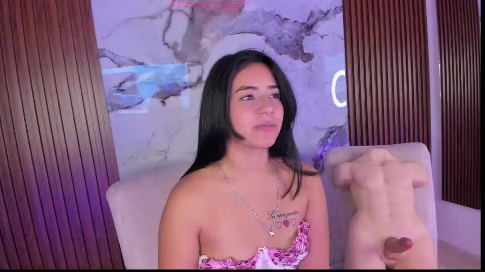 gabyhott_ Webcam Chat June 29, 2026