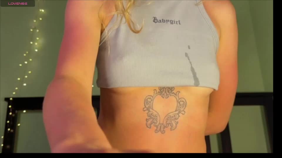 carolinecrystal Webcam Chat June 29, 2026