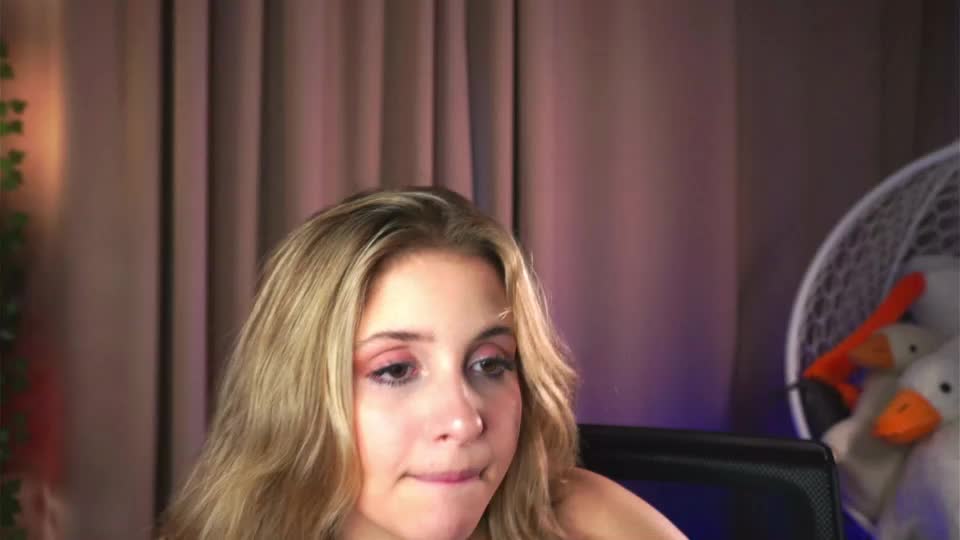 ceceliapidcock Webcam Chat June 28, 2026
