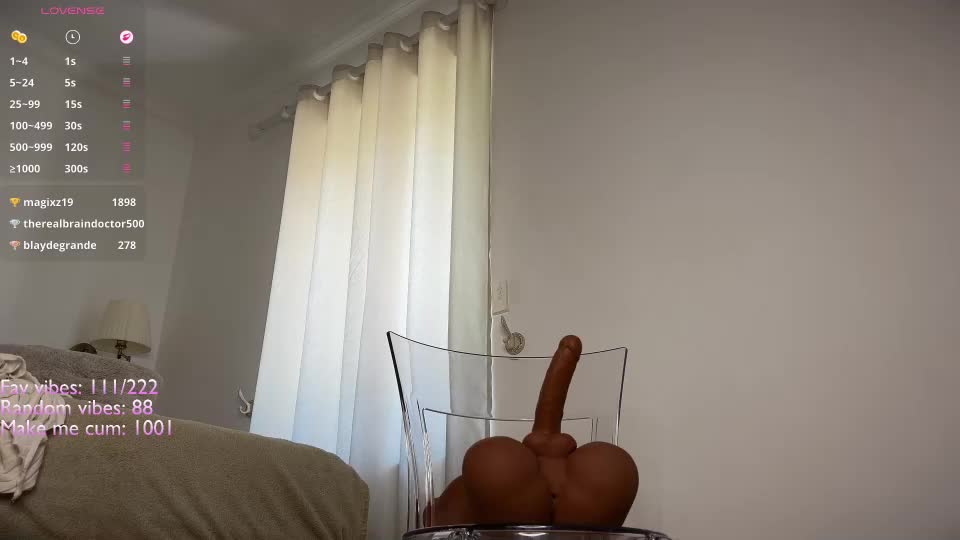french_riv1era Webcam Chat June 26, 2026