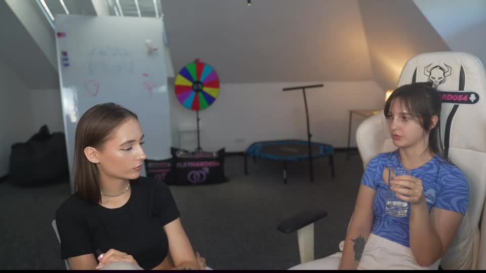livehub054 Webcam Chat June 26, 2026