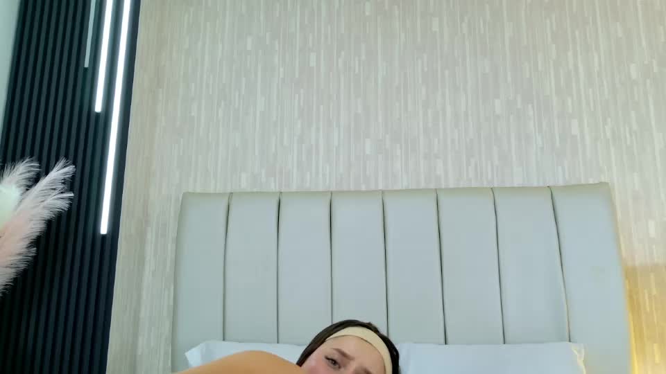 carrie_gb Webcam Chat June 25, 2026