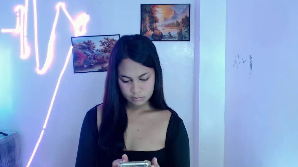 dess_morena Webcam Chat June 25, 2026