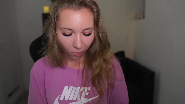 vivienvance18 Webcam Chat June 14, 2026