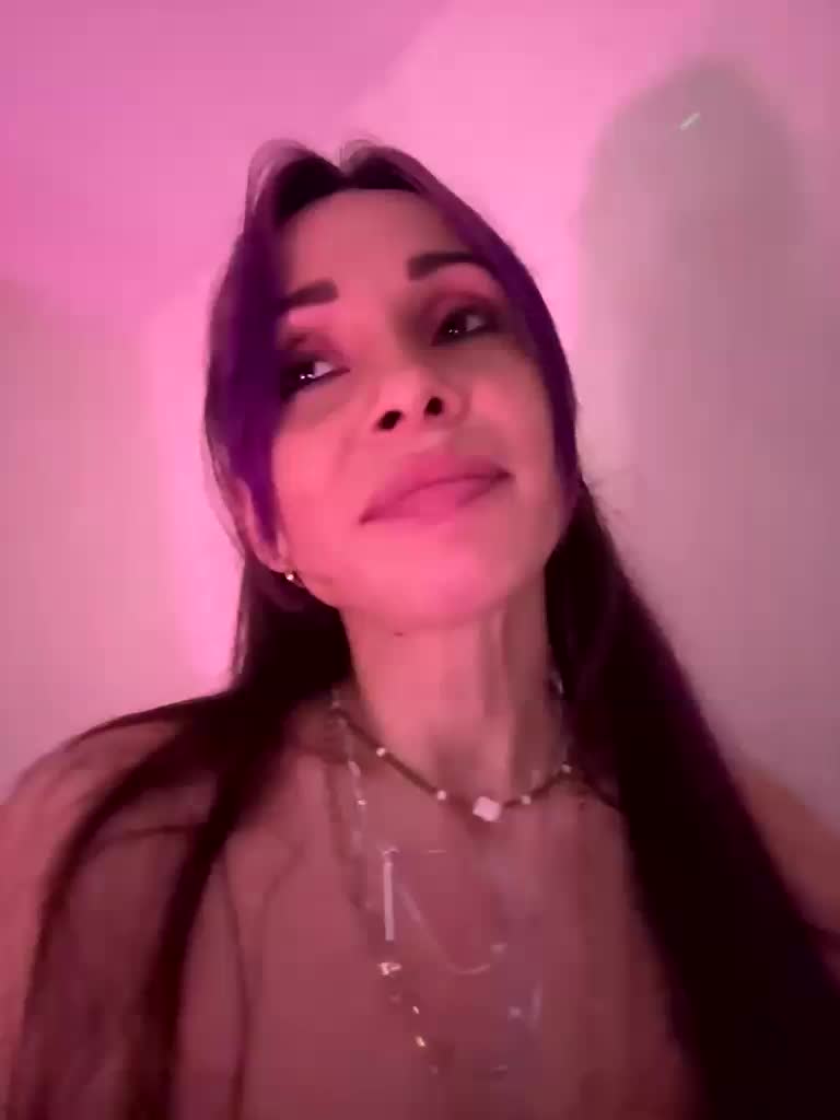 VIP17CoupleDream Webcam Chat June 15, 2026