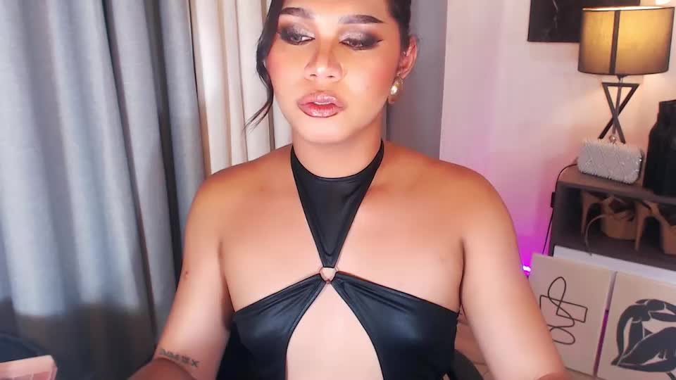 caprize_diva Webcam Chat June 25, 2026