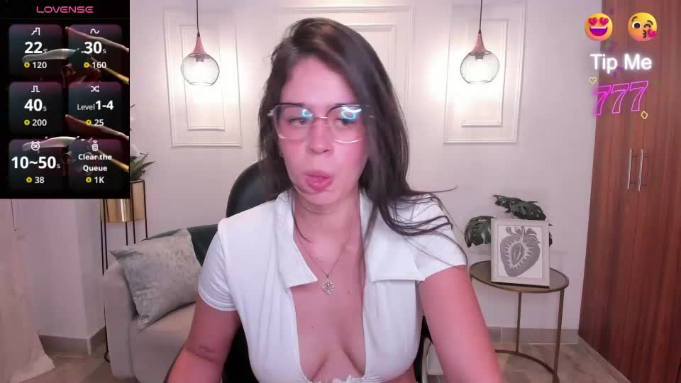 nanaa_snow Webcam Chat June 30, 2026