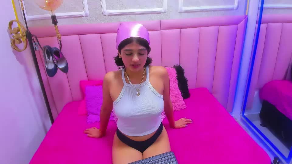 velvet_giirll Webcam Chat June 30, 2026