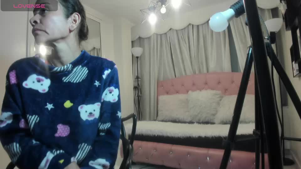 victoria__grey_ Webcam Chat June 30, 2026
