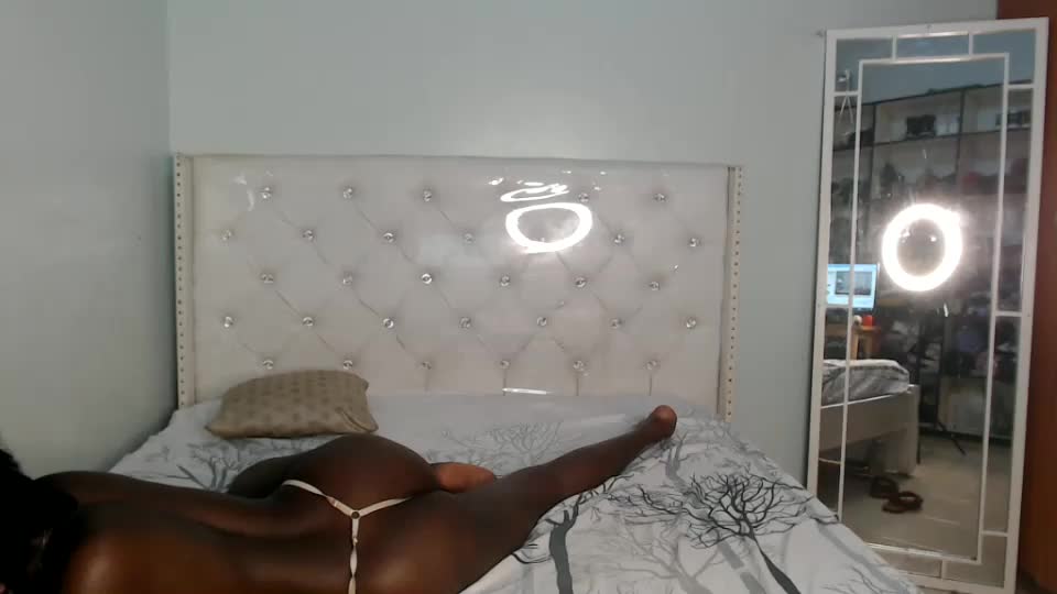 blackqueenofparis Webcam Chat June 30, 2026