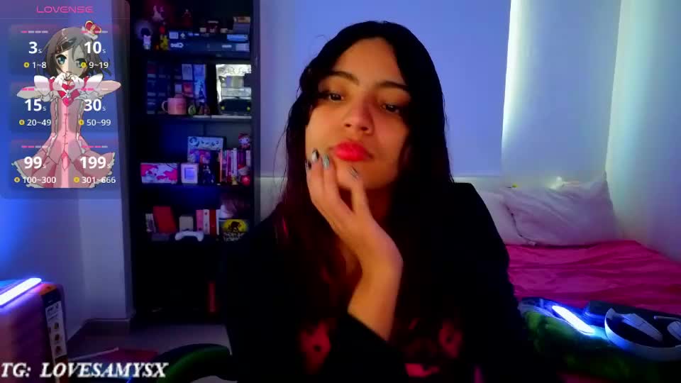 helia_n_amy Webcam Chat June 30, 2026