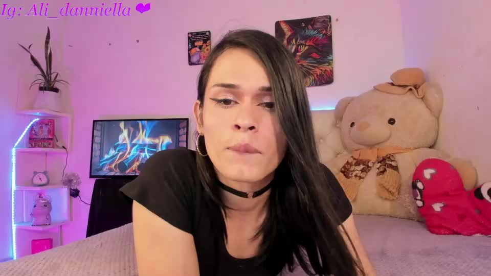 _ali_danniella_ Webcam Chat July 1, 2026