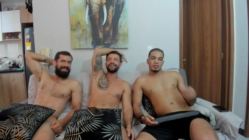 straight__friends Webcam Chat July 1, 2026