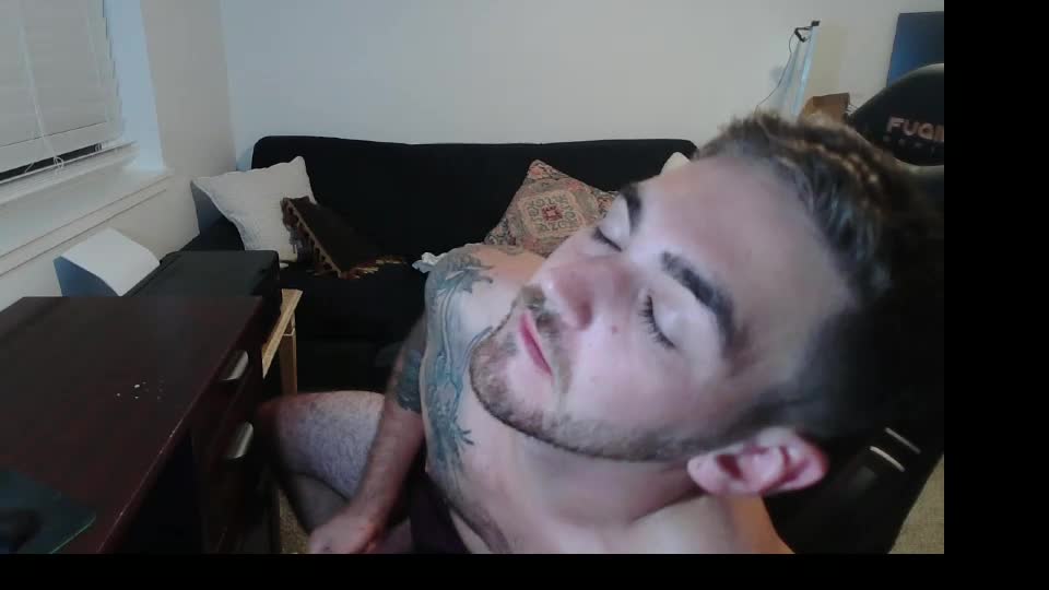 hungmtnman2256 Webcam Chat July 1, 2026