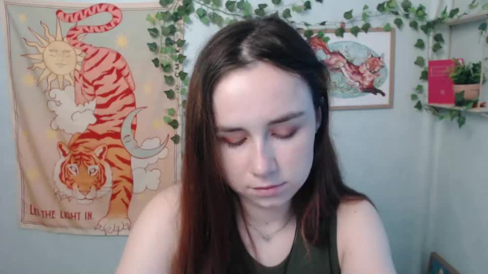 veryveryvery_shy Webcam Chat July 1, 2026